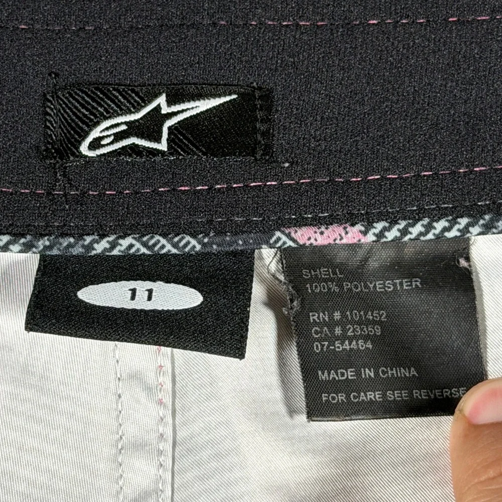 Alpinestars Mens Plaid Board Shorts Pink Black Grey Cherry Blossom Size 11 37W